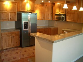 granite kitchen countertops.